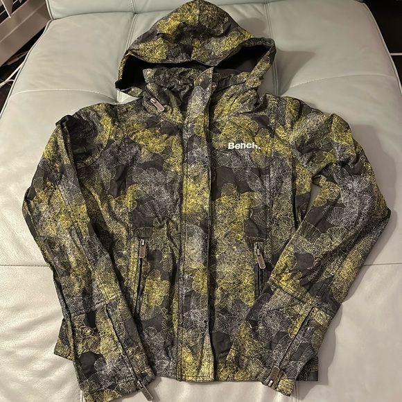 Bench windbreaker jacket - Picture 1 of 7